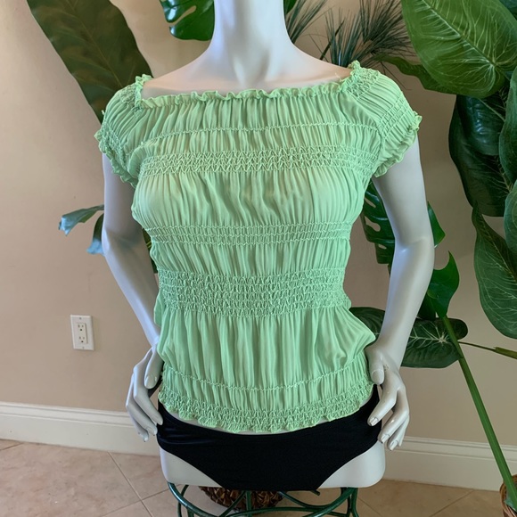 Tops - Picture 2 of 7